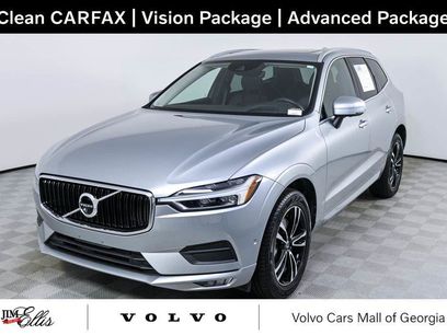 Used 2018 Volvo XC60 T6 Momentum w/ Advanced Package