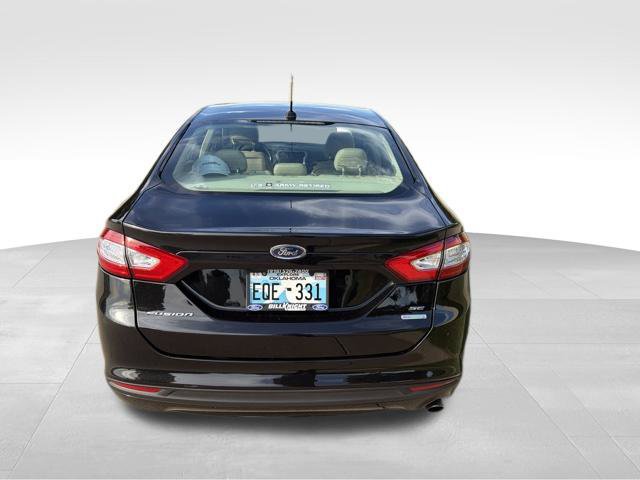 Used 2014 Ford Fusion SE w/ Equipment Group 202A FWD image 4