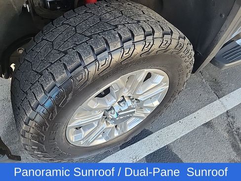 Used 2020 GMC Sierra 2500 Denali w/ Denali Ultimate Package image 9