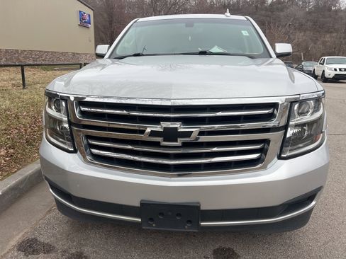 Used 2019 Chevrolet Tahoe LS image 2