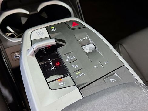 Used 2025 BMW X1 xDrive28i image 20