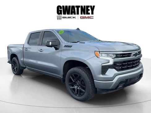 Used 2024 Chevrolet Silverado 1500 RST AWD/4WD image 3