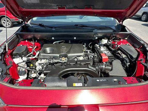 Used 2020 Toyota RAV4 XLE FWD image 27