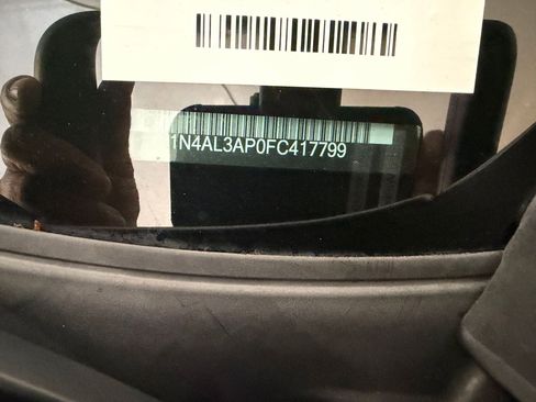 Used 2015 Nissan Altima 2.5 S w/ Power Driver Seat Package FWD image 18