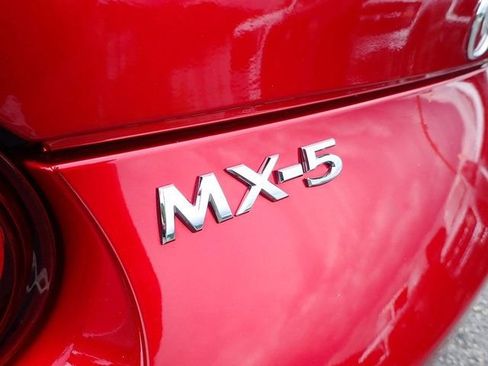 Used 2025 MAZDA MX-5 Miata RF Grand Touring RWD image 5