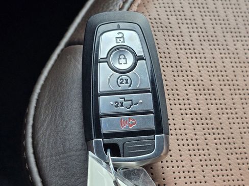 New 2026 Ford F350 King Ranch w/ Chrome Package image 37