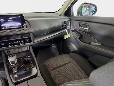 New 2026 Nissan Rogue SV FWD image 22
