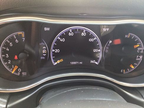 Used 2016 Jeep Grand Cherokee Limited AWD/4WD image 16