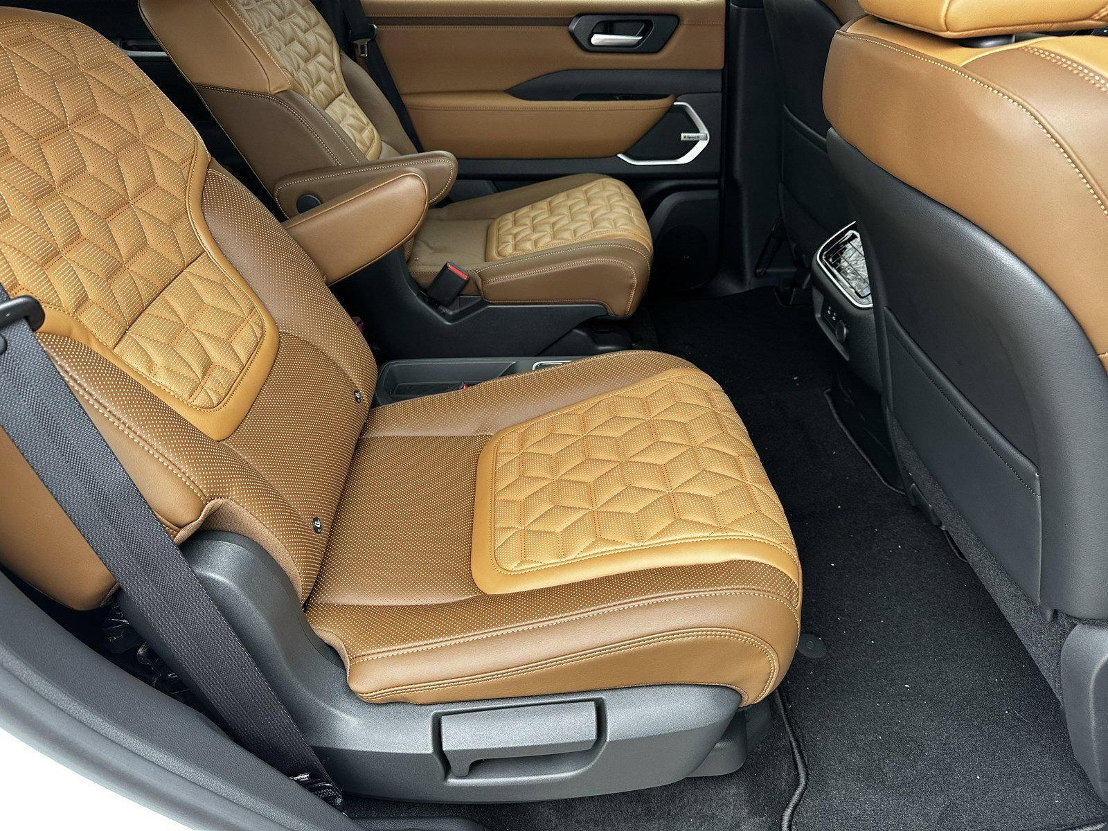 New 2026 Nissan Armada Platinum Reserve AWD/4WD image 16