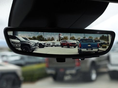 New 2026 GMC Yukon Denali w/ Denali Reserve Package AWD/4WD image 16