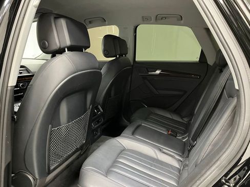 Used 2018 Audi Q5 2.0T Premium AWD/4WD image 44