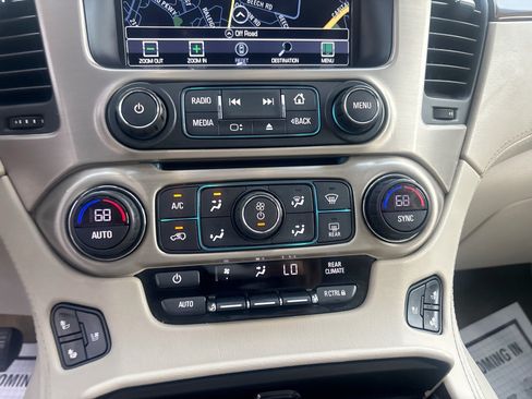 Used 2017 GMC Yukon Denali w/ Open Road Package AWD/4WD image 17