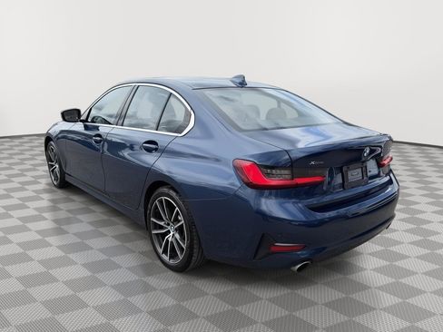 Used 2021 BMW 330i xDrive Sedan w/ Convenience Package AWD/4WD image 5