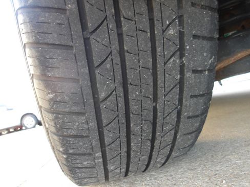 Used 2014 Ford Focus SE w/ SE Winter Package image 7