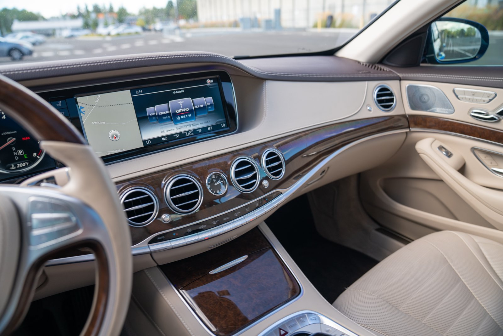 Used 2017 Mercedes-Benz S 550 4MATIC Sedan image 16