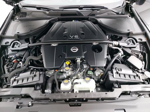 Used 2024 Nissan Z Performance w/ Floor Mat Package image 25