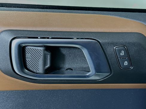 Used 2021 Ford Bronco Outer Banks image 14