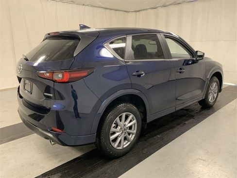 New 2025 MAZDA CX-5 AWD 2.5 S w/ Preferred Package image 4