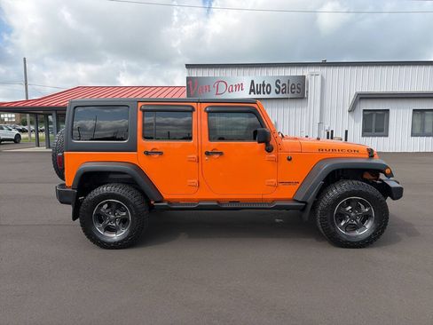 Used 2013 Jeep Wrangler Unlimited Rubicon w/ Connectivity Group AWD/4WD image 1