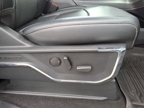 Used 2024 Ford F150 Lariat AWD/4WD image 13