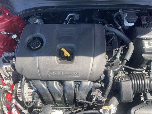 Used 2020 Kia Forte LXS FWD image 28