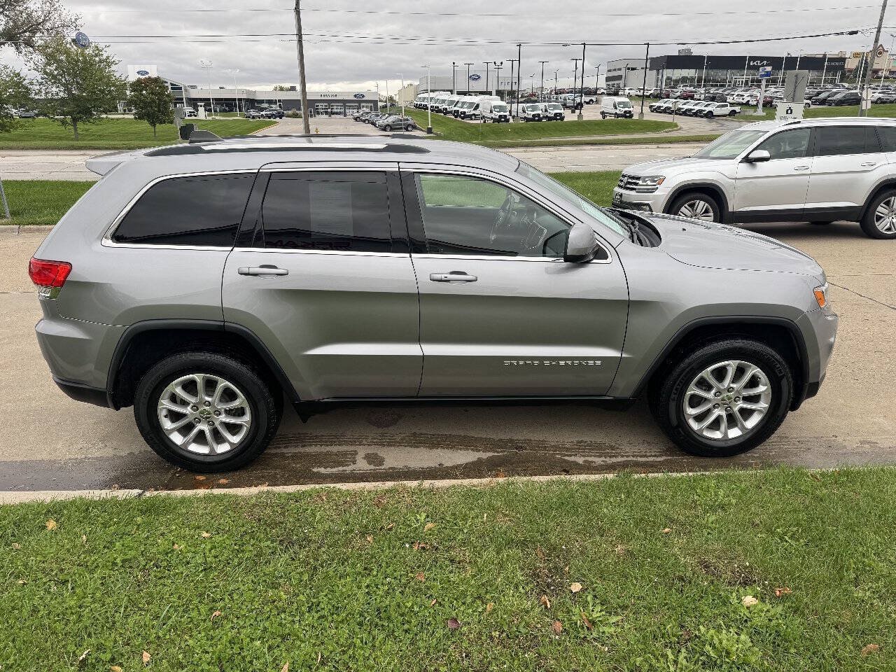 Used 2015 Jeep Grand Cherokee Laredo w/ Quick Order Package 23E AWD/4WD image 6