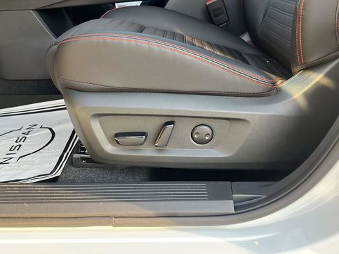 New 2026 Nissan Rogue SV image 25