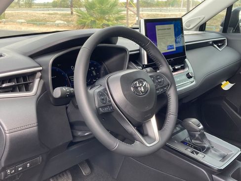 New 2026 Toyota Corolla Cross XLE w/ Convenience Package image 9