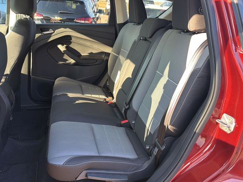 Used 2014 Ford Escape SE FWD image 13
