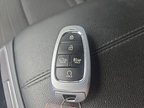 Used 2024 Hyundai Santa Cruz SEL AWD/4WD image 82