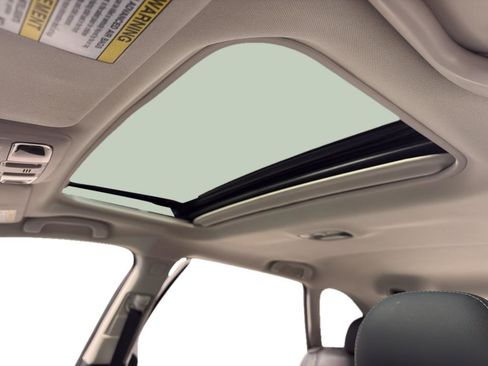 Used 2015 Subaru Outback 2.5i Limited image 15