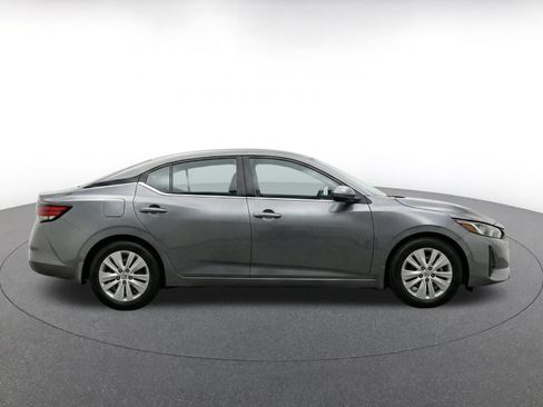 Used 2025 Nissan Sentra S FWD image 10