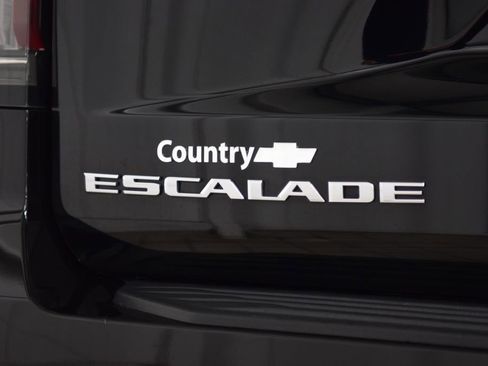 Used 2024 Cadillac Escalade ESV Premium Luxury Platinum AWD/4WD image 23