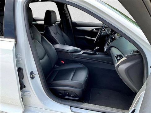 Used 2024 Cadillac CT5 Luxury RWD image 9