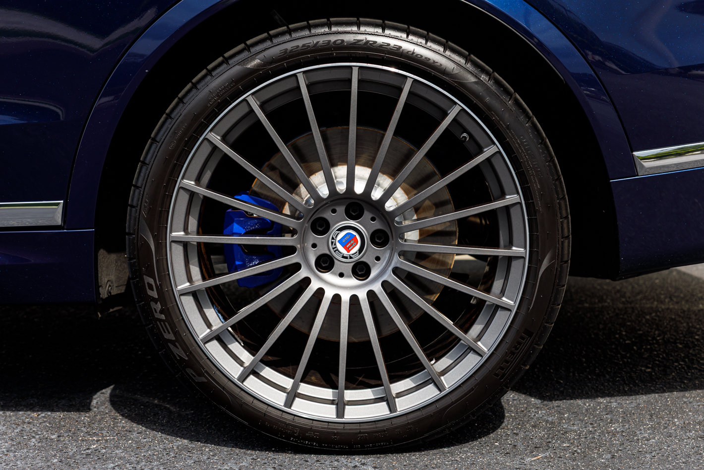 Used 2025 BMW ALPINA XB7 AWD/4WD image 12