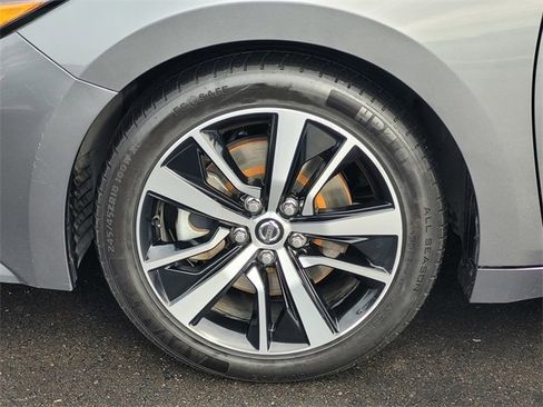 Used 2021 Nissan Maxima 3.5 SV w/ Floor Mat Group image 10