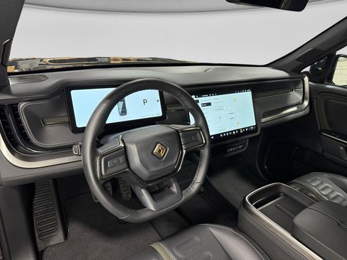 Used 2025 Rivian R1S Adventure AWD/4WD image 18
