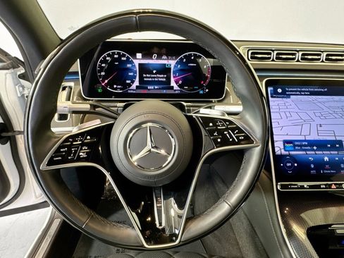 Certified 2025 Mercedes-Benz S 580 4MATIC Sedan image 11