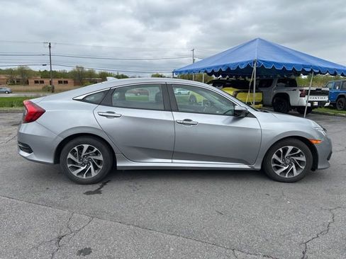 Used 2017 Honda Civic EX image 6
