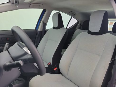 Used 2017 Toyota Prius C One FWD image 18