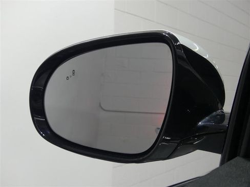 Used 2020 Kia Sorento LX w/ LX I4 Convenience Package image 14