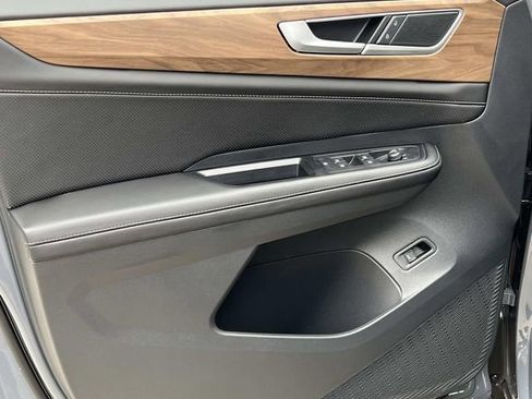 New 2026 Volkswagen Atlas SE FWD image 9