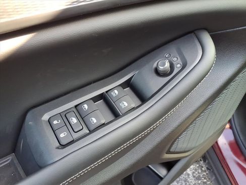New 2026 Jeep Grand Cherokee Laredo AWD/4WD image 7