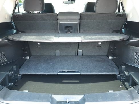 Used 2020 Nissan Rogue SV AWD/4WD image 10