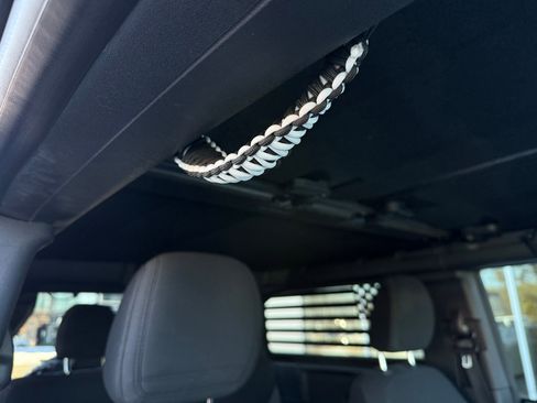 Used 2021 Ford Bronco Big Bend w/ Sasquatch Package image 25