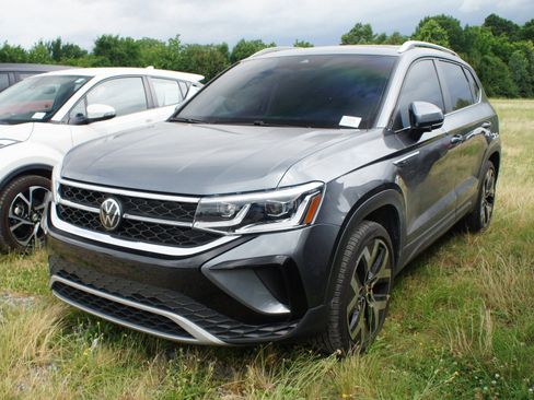 Used 2023 Volkswagen Taos SEL AWD/4WD image 1