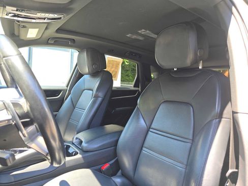 Used 2021 Porsche Cayenne AWD/4WD image 21