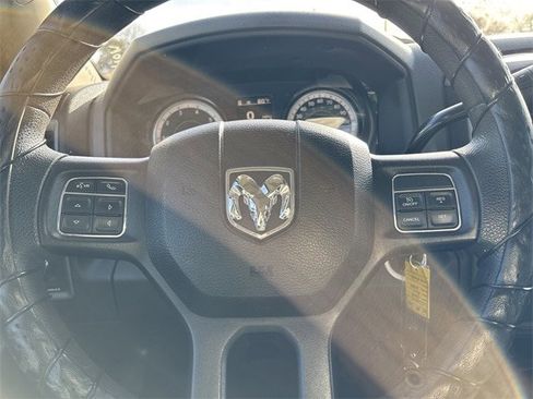 Used 2018 RAM 2500 Tradesman w/ Chrome Appearance Group image 27