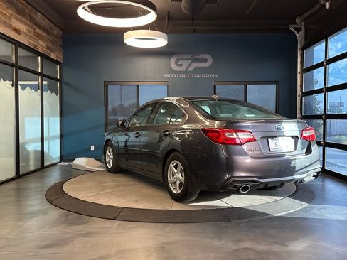 Used 2019 Subaru Legacy 2.5i Premium AWD/4WD image 5