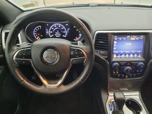 Used 2017 Jeep Grand Cherokee Altitude AWD/4WD image 22